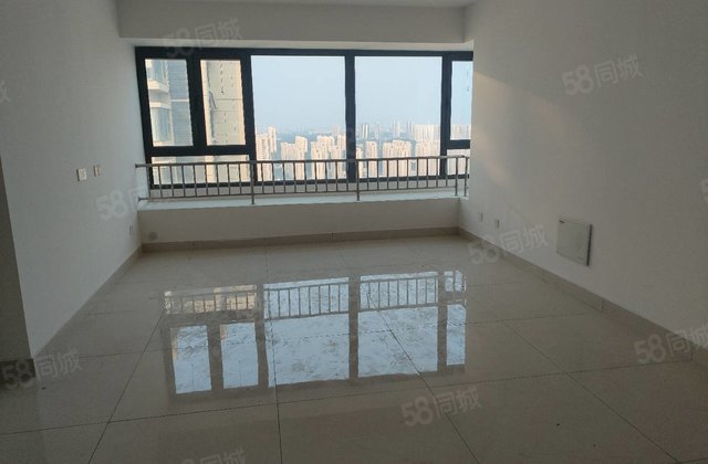 万达附近 花园路   三中 新房未住 免大税送储藏室车位