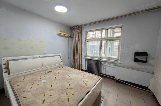 人民路49号院1室1厅43㎡25万二手房图片