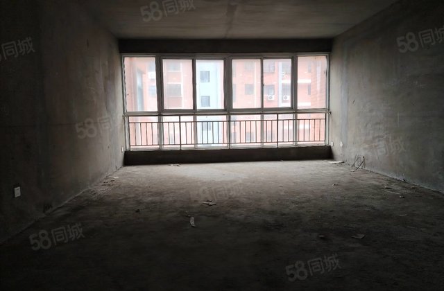 天润嘉城4室2厅163㎡94.8万二手房图片