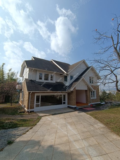 昆明十大豪宅 高天流云 独栋别墅 带2亩花园