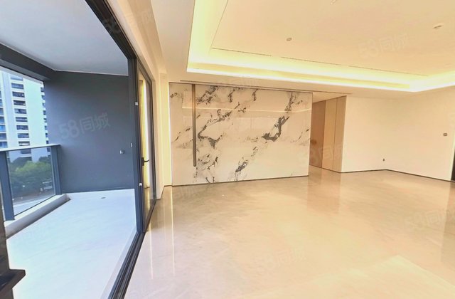 华润置地顺德悦府4室2厅207.19㎡445万二手房图片