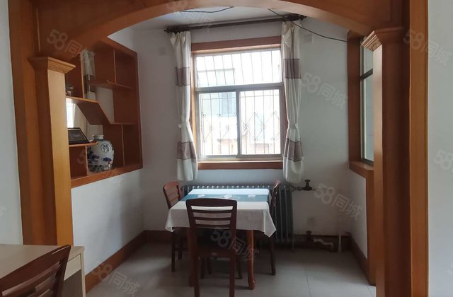 金鼎 近医院 商业配套成熟 南北通透 中间楼层采光好 低容积