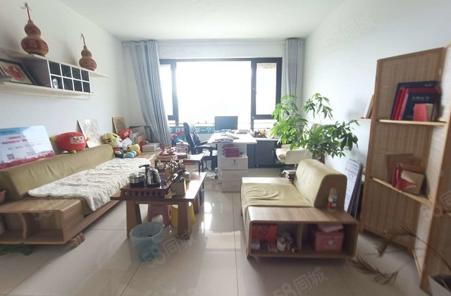 绿城百合新城 双卫 南北通透 购物方便 小三居 医疗配套成熟