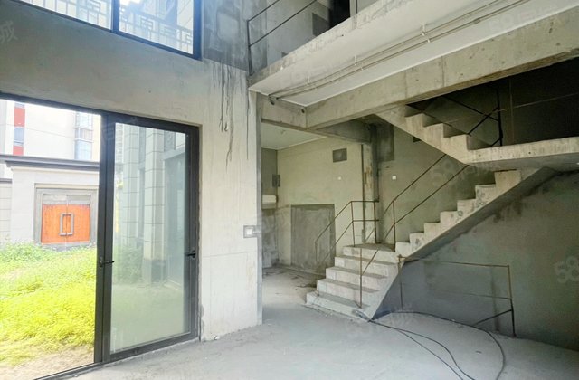 碧桂园铜雀台(一期别墅)4室2厅142.78㎡350万二手房图片