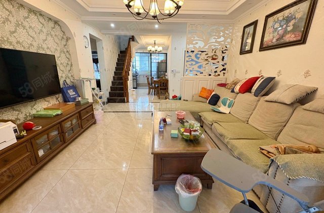 文教卫生花园4室2厅133.45㎡69.8万二手房图片