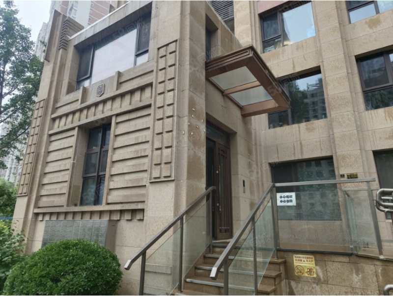 江南府2室2廳1衛(wèi)83㎡南北325萬(wàn)