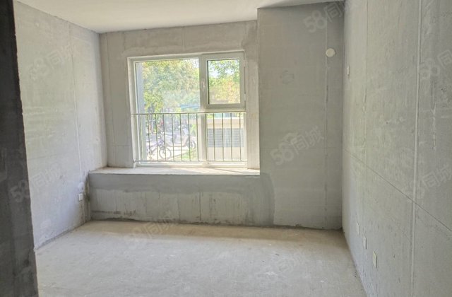 济州古城香樟园3室2厅135㎡90万二手房图片