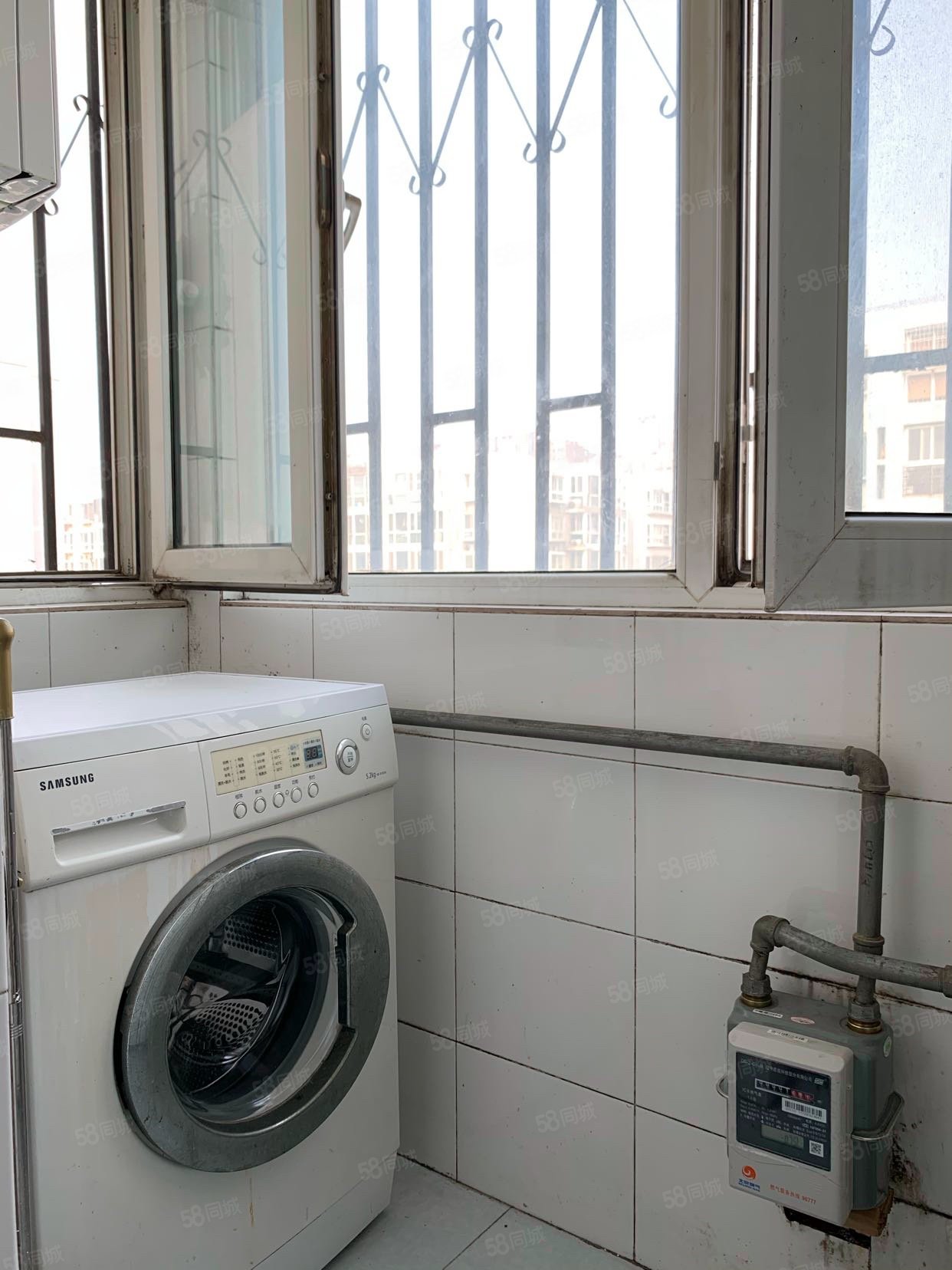 龍錦苑二區(qū)2室1廳1衛(wèi)88.8㎡南390萬