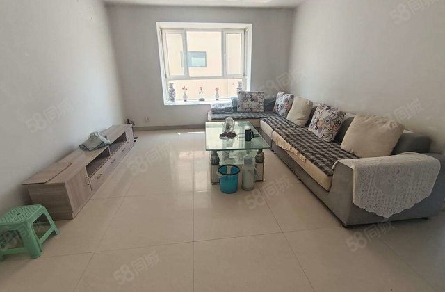 翡翠城多层西边户 带车库送储藏室 有证免大税 随时看房