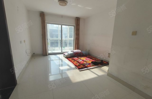 徒骇河电梯洋房 复试67 荣盛水岸花语