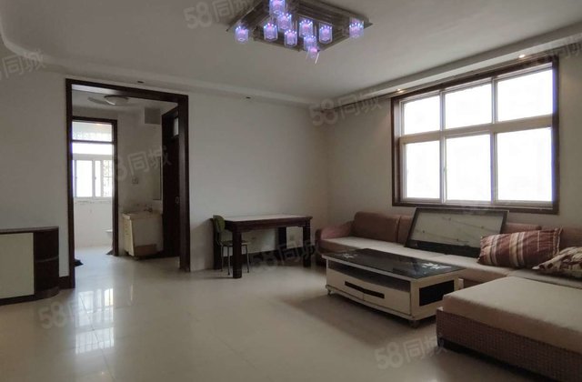 湖边好房 一楼东边户 三室两厅业主急卖