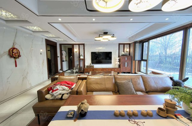 百合新城豪华带院大平层 大宽厅 送双车位带储藏室 户型方正