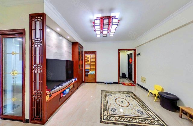 天诚广场4室2厅128㎡520万二手房图片