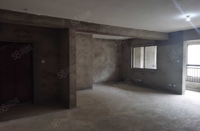 中辰翰林苑4室2厅135.02㎡69.5万二手房图片