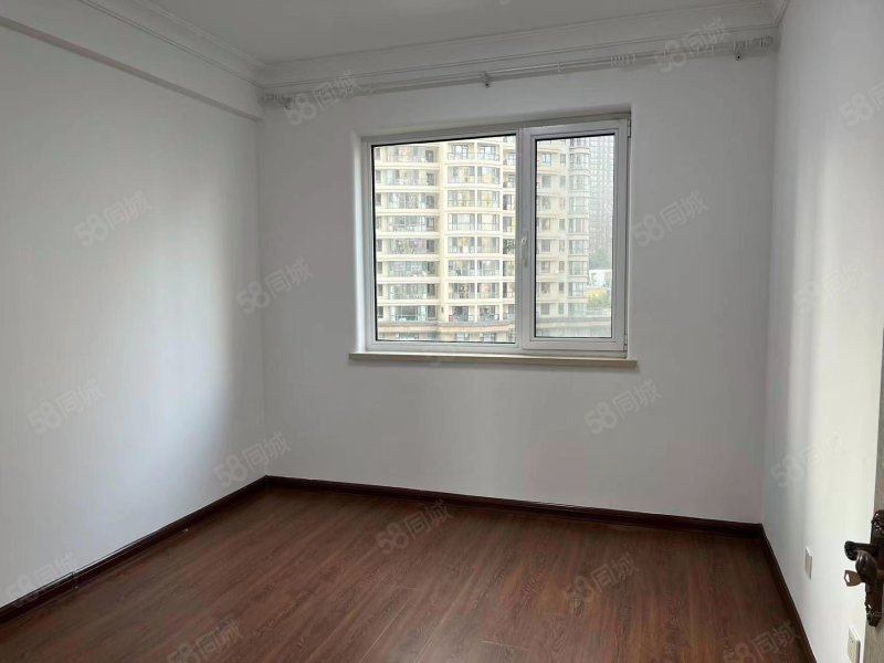 壹品星海南北通透高绿化商圈成熟车位充足双卫生间