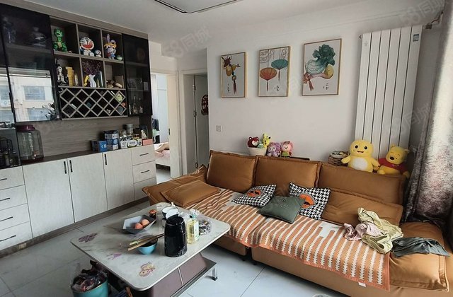 香江 出行方便 南北通透 低容积 商业配套齐全 商品住宅
