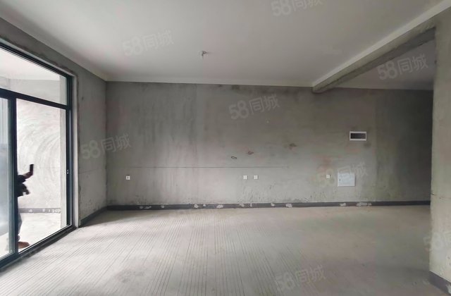 湖畔春晓3室2厅130㎡95万二手房图片