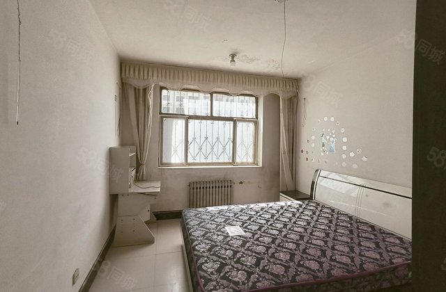 边户急售文轩本部，聊大新时代小区 3室1厅 ，看房有钥匙