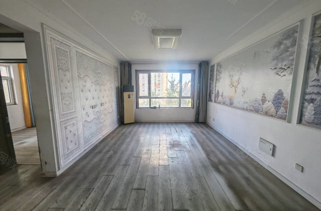 东边户，送车位储藏室，新一中外国语实验，随时看房，业主急售。