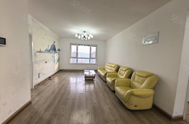 民生凤凰城8号院   免大税  车位 地下室  四叶草