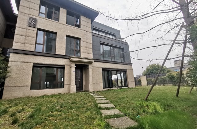 源著清水双拼别墅,带大花园,四层楼高,两河西三路,近两河二街-成都58