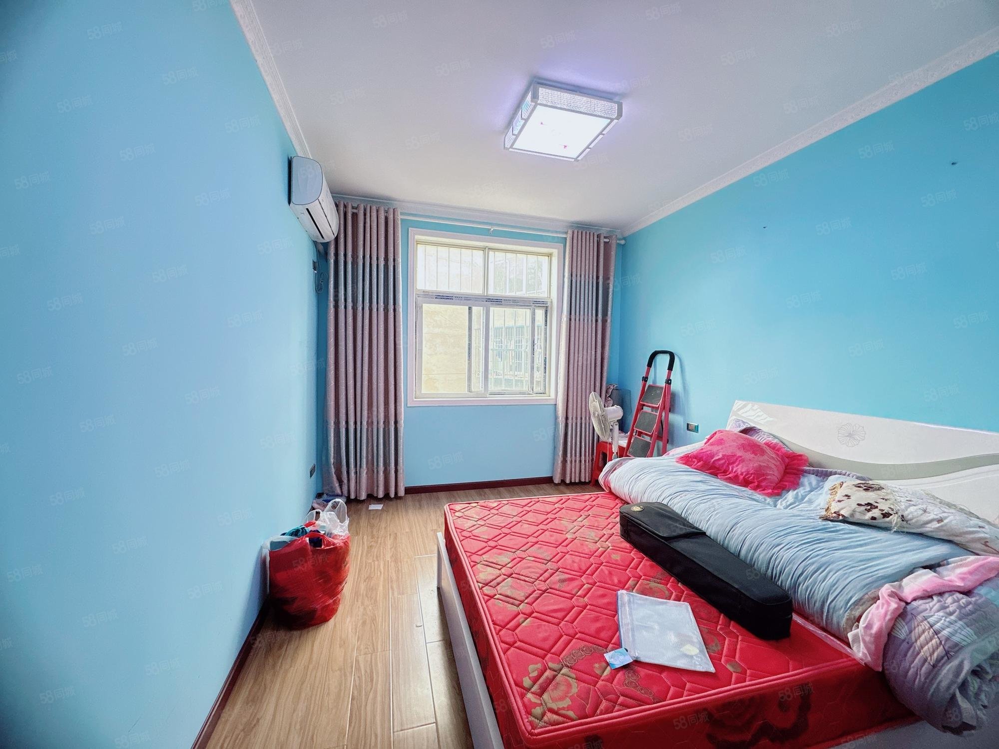 白浪南山小区3室2厅1卫105㎡南11万