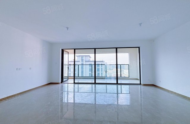 房东急售 民生城市玖玺北区 带车位储藏室 公摊少