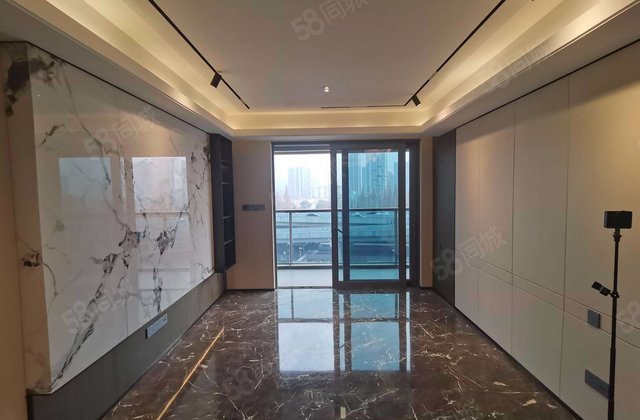 滨河鸣翠府3室2厅110㎡326万二手房图片