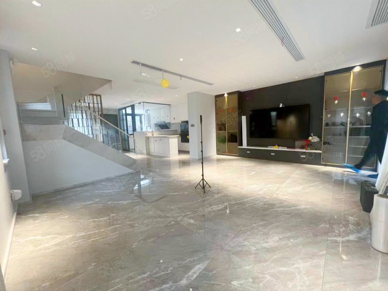 万科万悦花园联排别墅全新硬装5房有钥匙