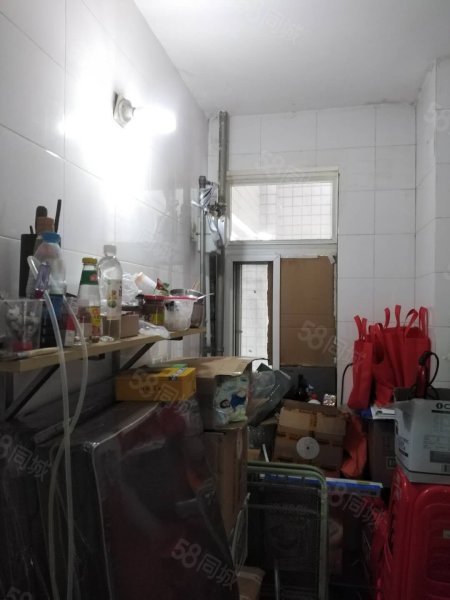 燕林市场2室2厅1卫129㎡南北69万