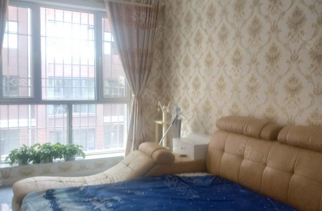 东方瑞景3室2厅115.53㎡48万二手房图片