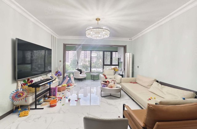 开发区 徒骇河旁精装四室 国岳府 送车位免大税