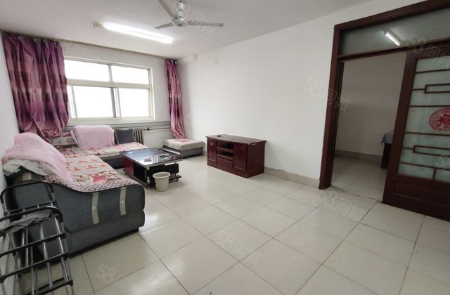 急售，香江月亮湾鸿顺花园，阳光实验三里铺三楼东边户，送储