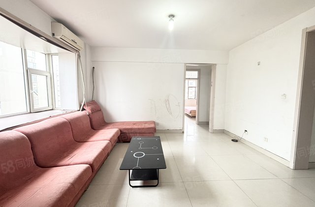 急售 六中 大润发附近 星光宝徕花园!中层东边户 三室两厅