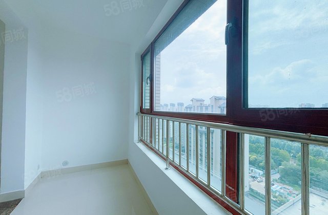 时代中通豪园 三室两厅 新房未住 带车位储藏室 近实验 玖玺