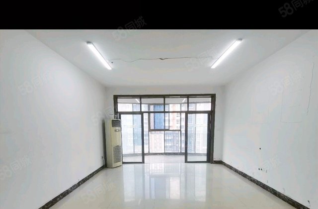 都市花园3室2厅131.36㎡121万二手房图片