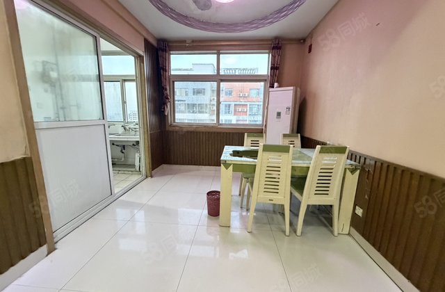 香格里风景 带电梯 购物方便 正规商品房 南北通透 楼龄新