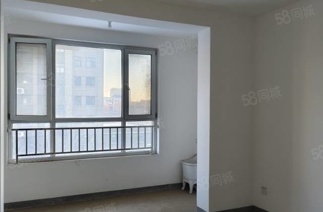 房东急售 星光水晶丽城(东区) 中间楼层采光好 看房随时