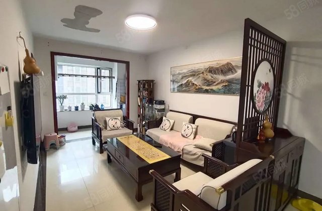 华建一街区 正规三室  紧靠文轩  中间好楼层