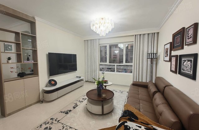 万达旁 海润公园 电梯好楼层 精装修未住  免大税送储藏室