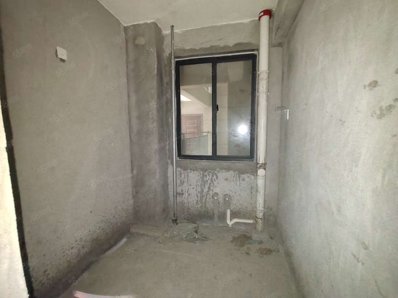 龙都小区3室2厅1卫107㎡南北45万