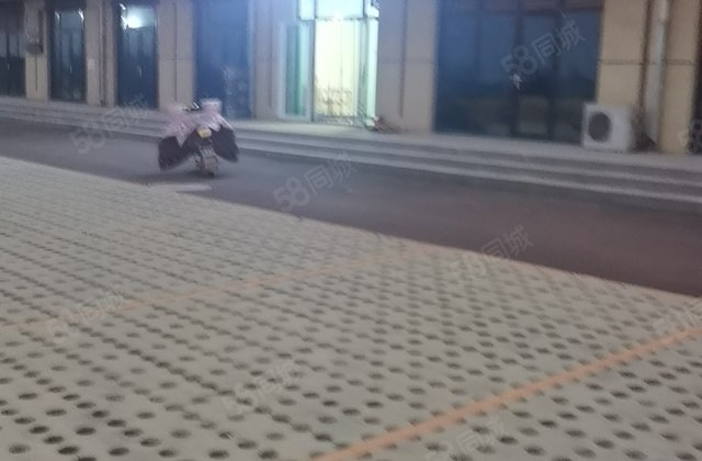 润泽未来城3室2厅119㎡50万二手房图片