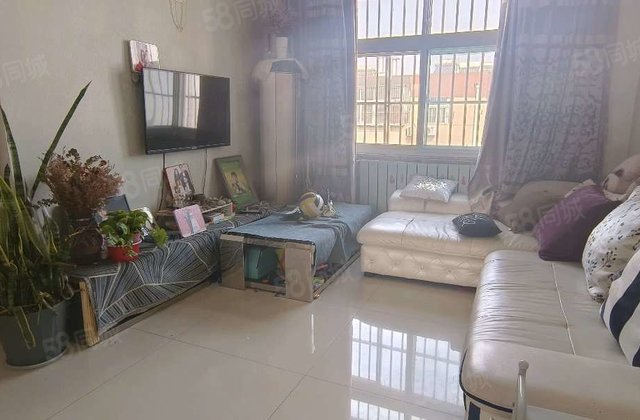 文轩外国语一中附近精装修三室朝阳