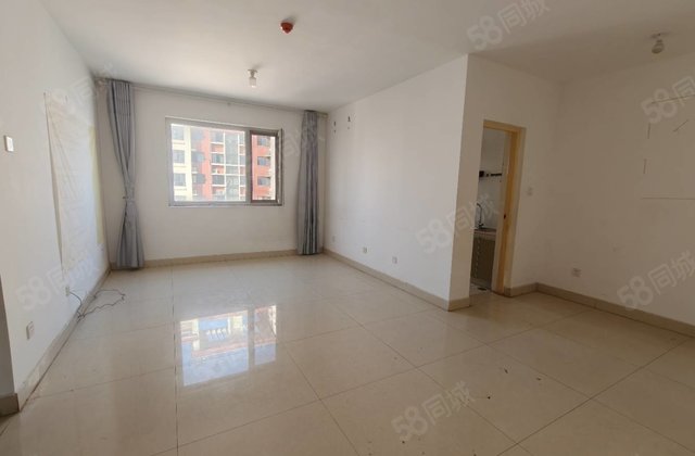 大三室 带地下室 先锋社区 马上免大税 随时可以看房