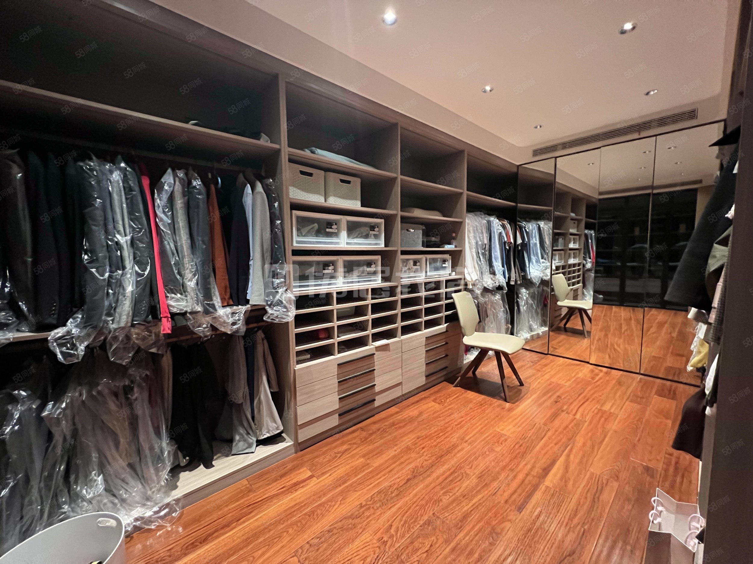 紫禁壹號(hào)院北院3室2廳3衛(wèi)257㎡南北1980萬