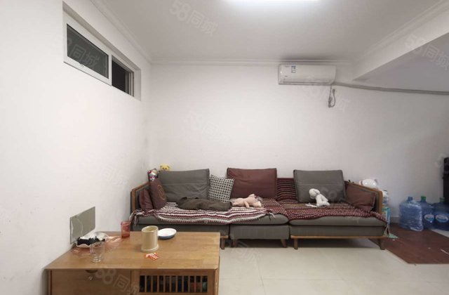 新出 文轩本部 步梯一楼 地暖房 采光好 无遮挡 价格好沟通