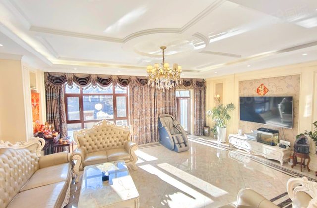 益田瓦萨小镇(别墅)7室4厅272㎡318万二手房图片