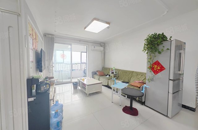 钥匙房 阿卡六期 非顶楼 带车位  前排 双阳台 视野好