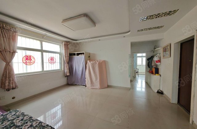 七中，电梯好楼层，边户，停车方便，随时看房