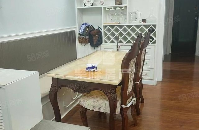 水城华府 4房 周边配套完善